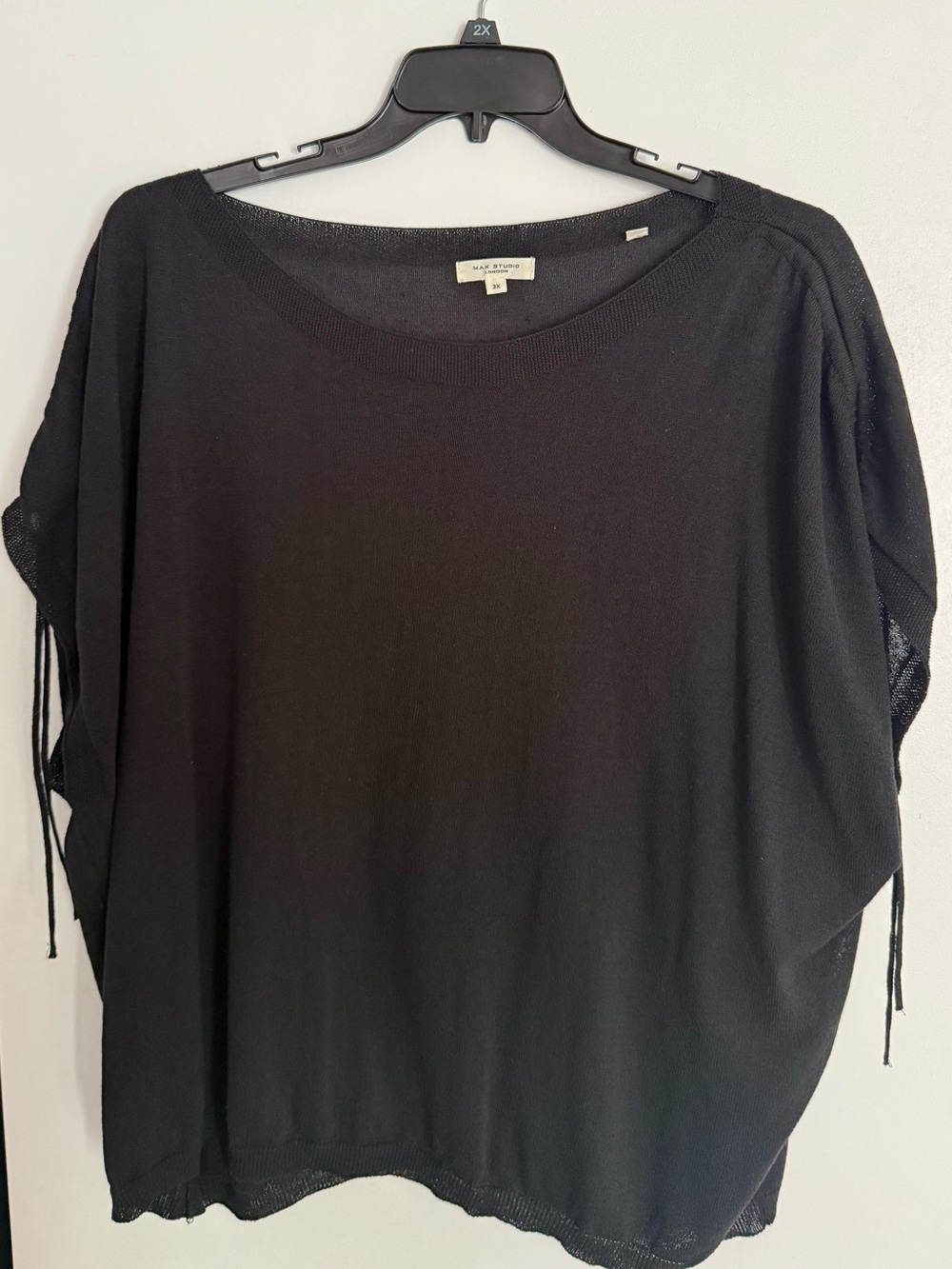 MAX STUDIO Ruched Shoulder Cap Sleeve Sweater